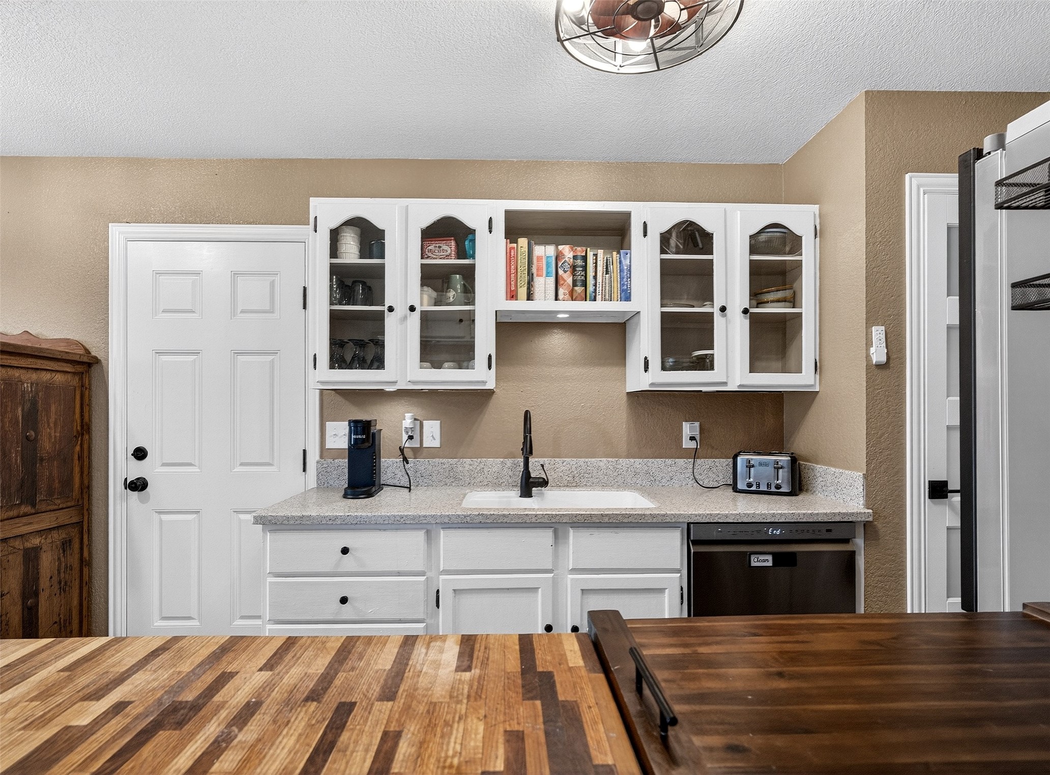 1006 Oakchase Court Azle TX 76020