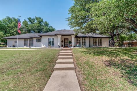 7500 Lochwood Court Fort Worth TX 76179