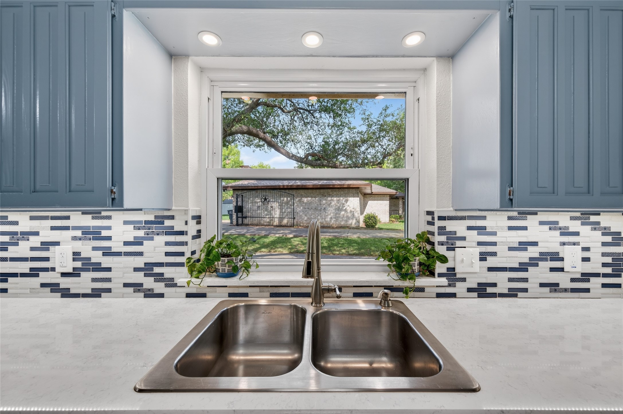 3917 Felisa Place Fort Worth TX 76133