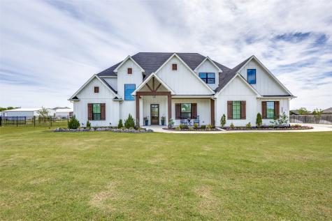 2255 County Road 377 Van Alstyne TX 75495
