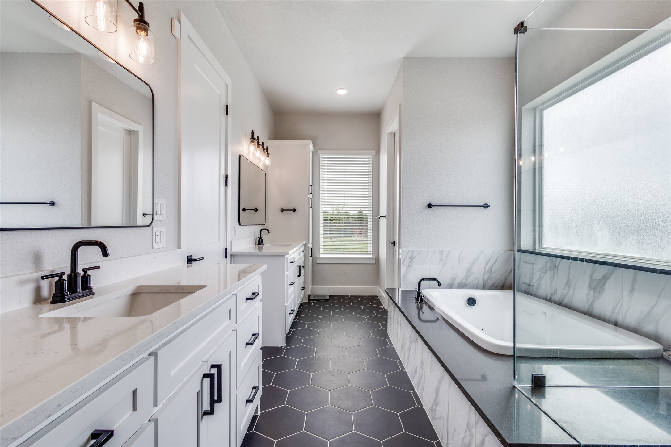 2255 County Road 377 Van Alstyne TX 75495