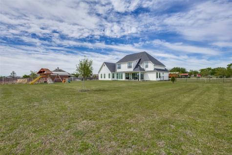 2255 County Road 377 Van Alstyne TX 75495