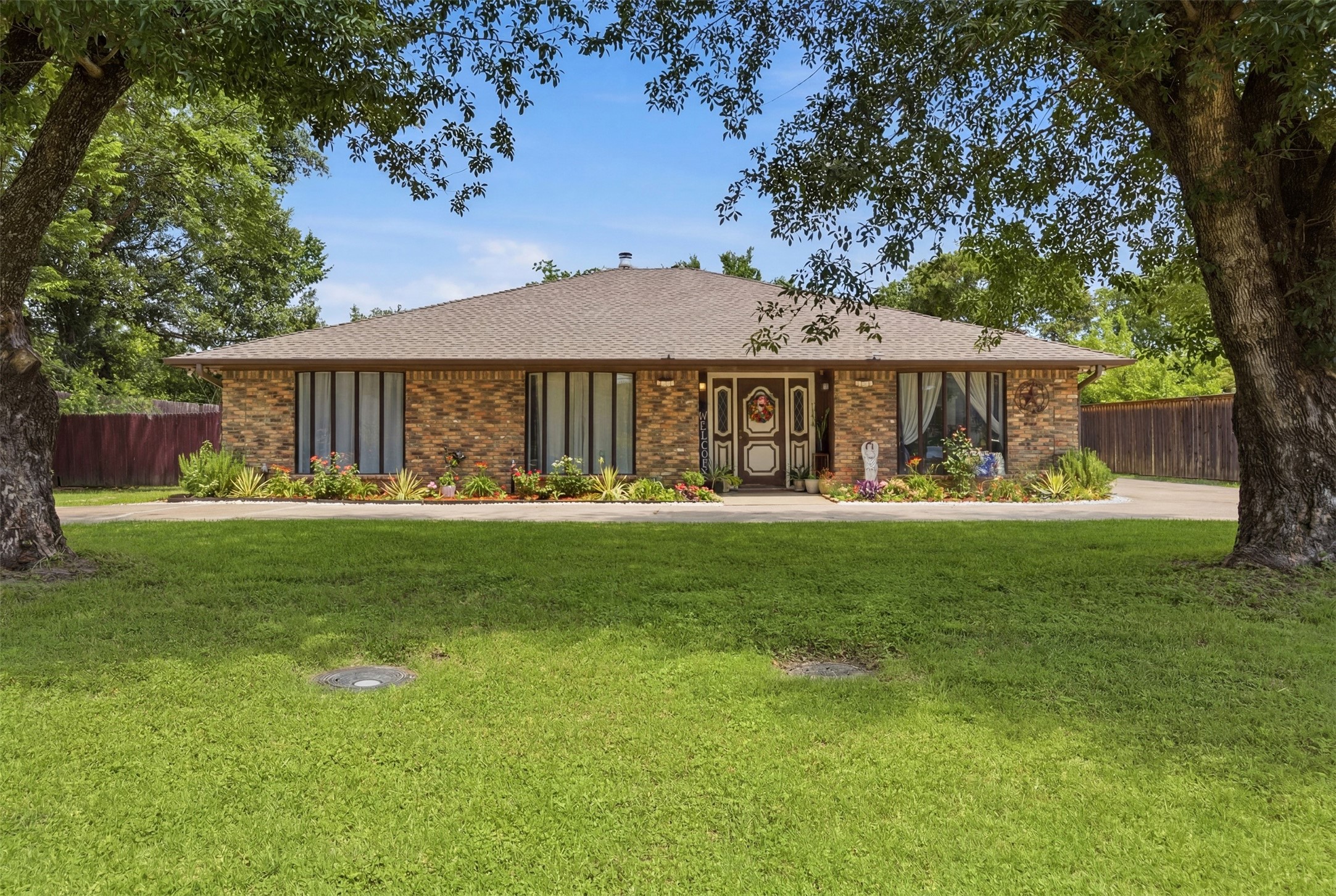 1933 Potter Lane Mesquite TX 75149
