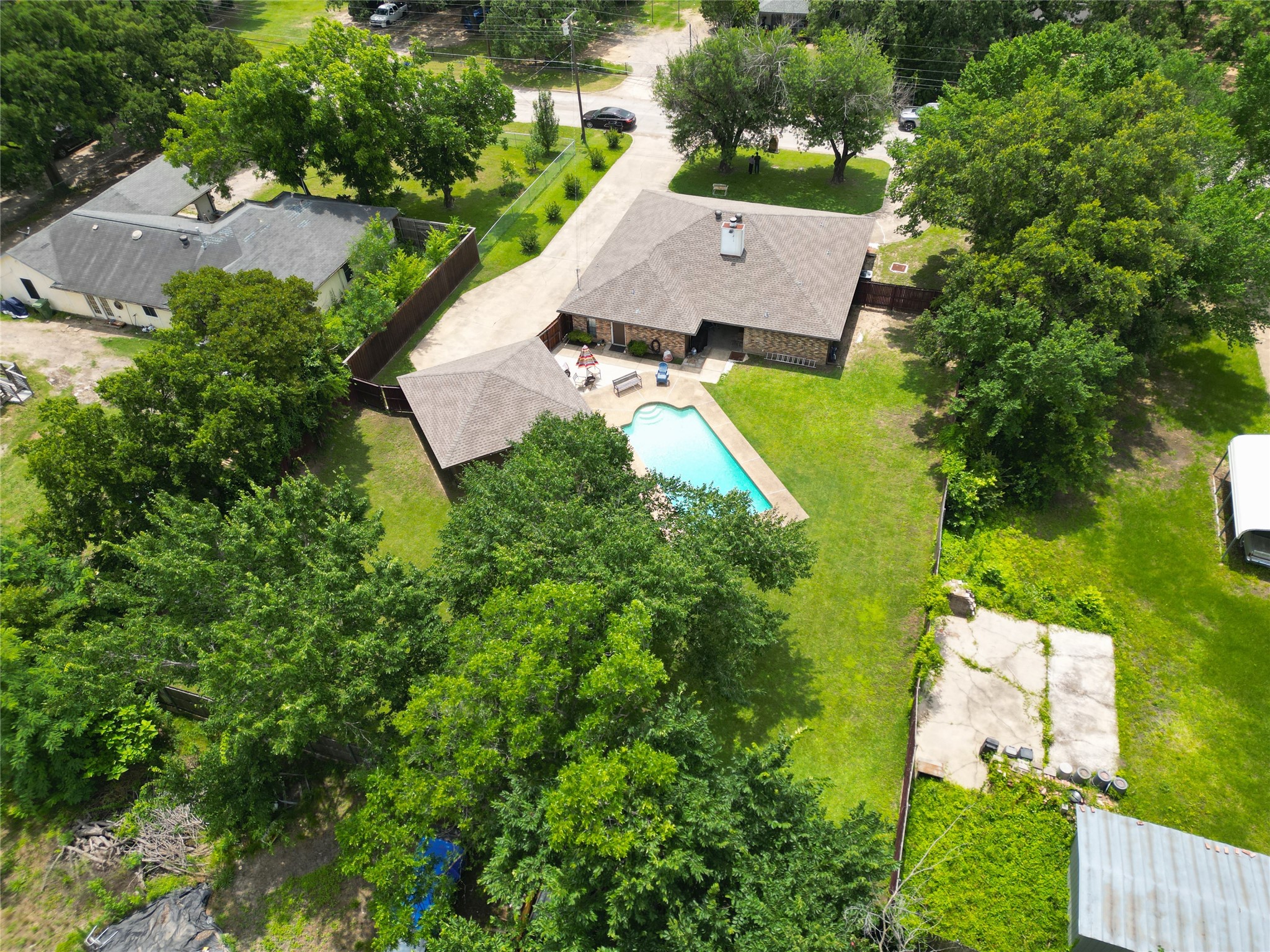 1933 Potter Lane Mesquite TX 75149