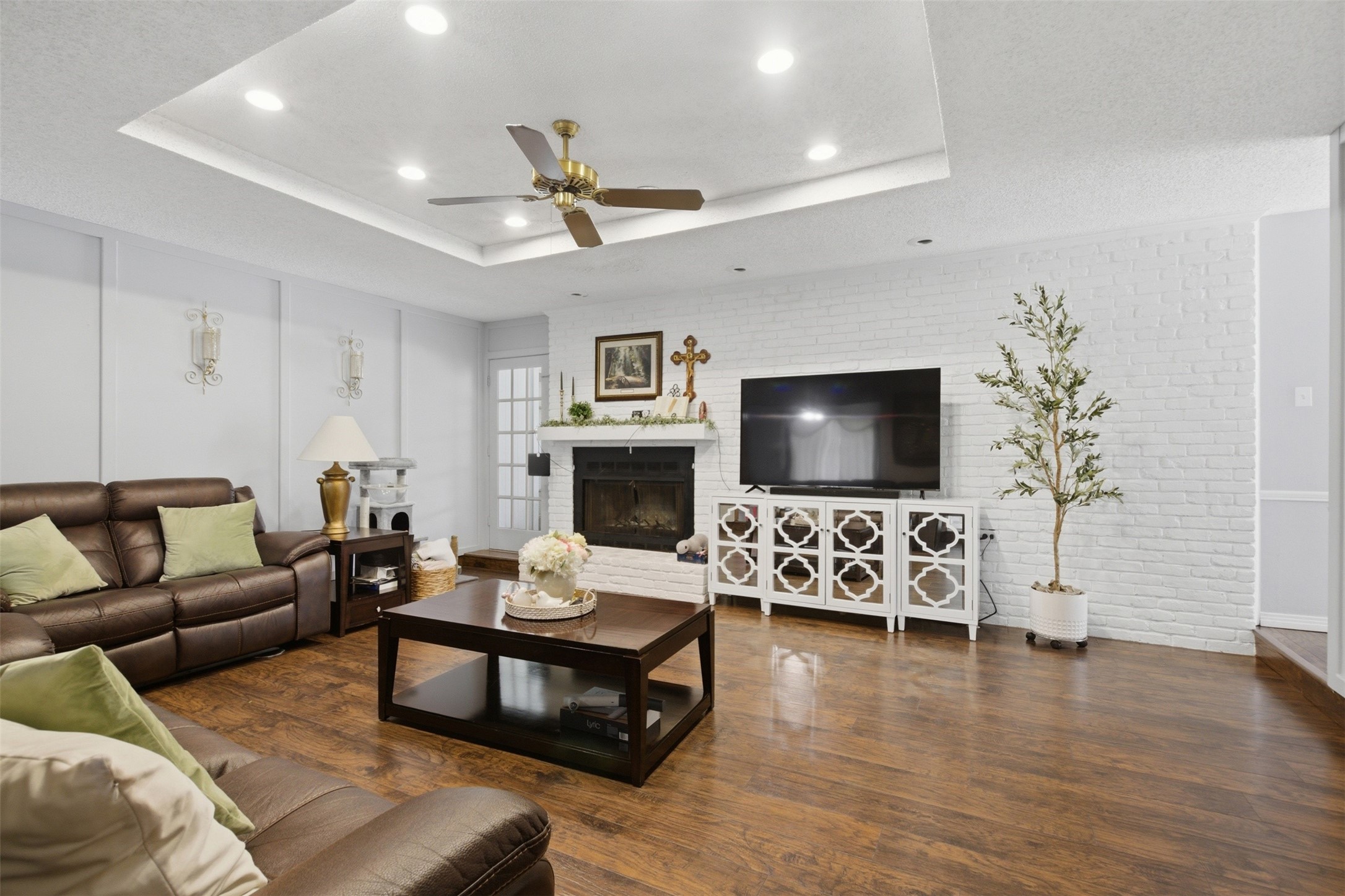 1933 Potter Lane Mesquite TX 75149