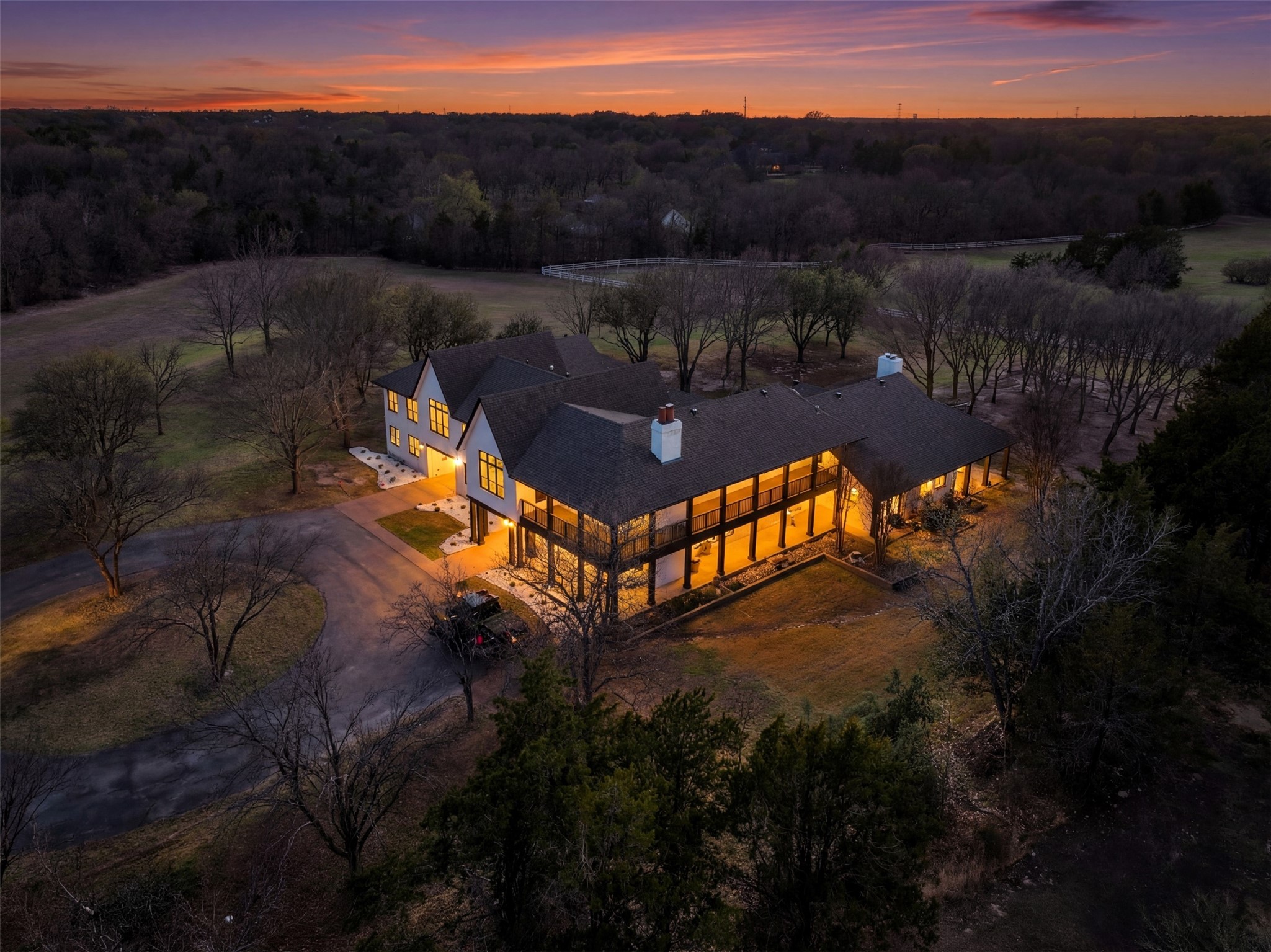 1000 W Wintergreen Road Desoto TX 75115