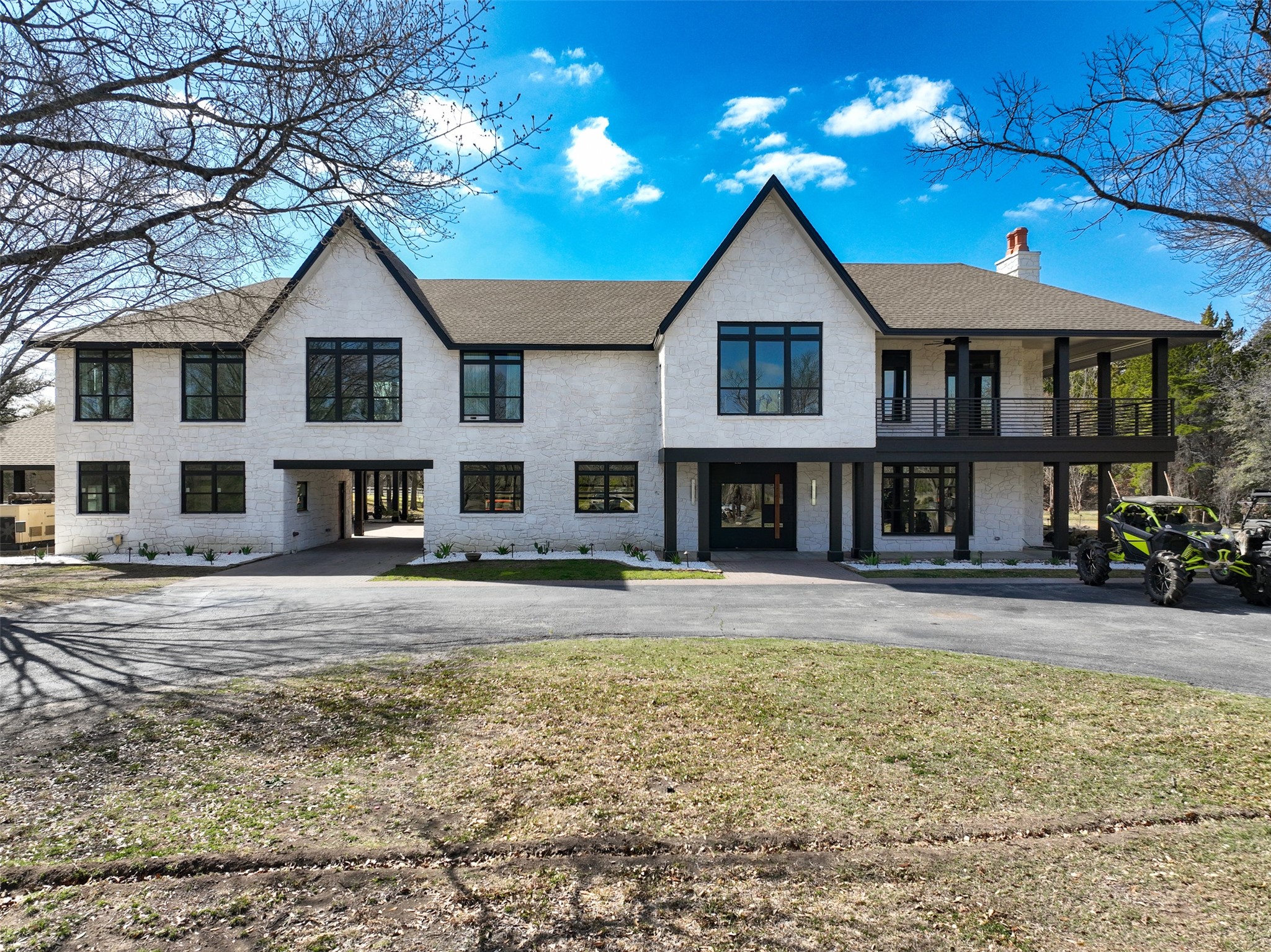 1000 W Wintergreen Road Desoto TX 75115