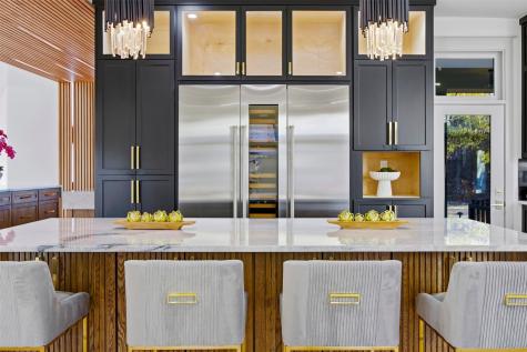 1000 W Wintergreen Road Desoto TX 75115