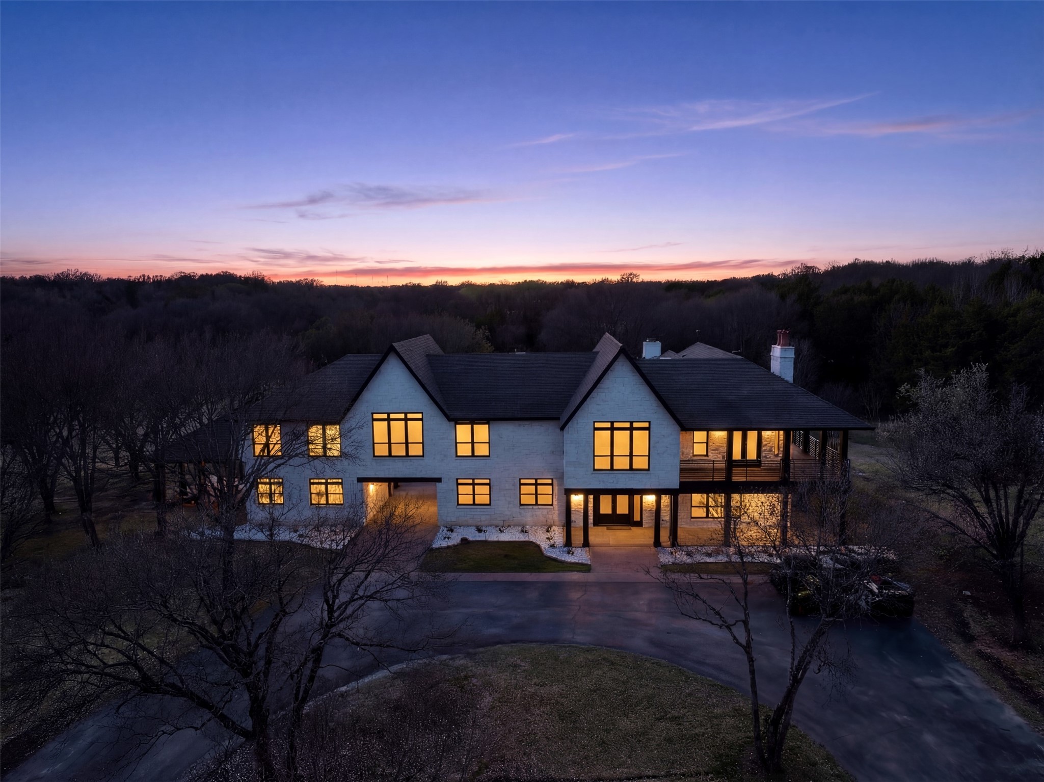 1000 W Wintergreen Road Desoto TX 75115