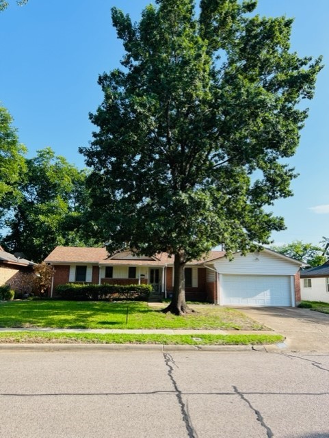 2816 Grove Street Irving TX 75060