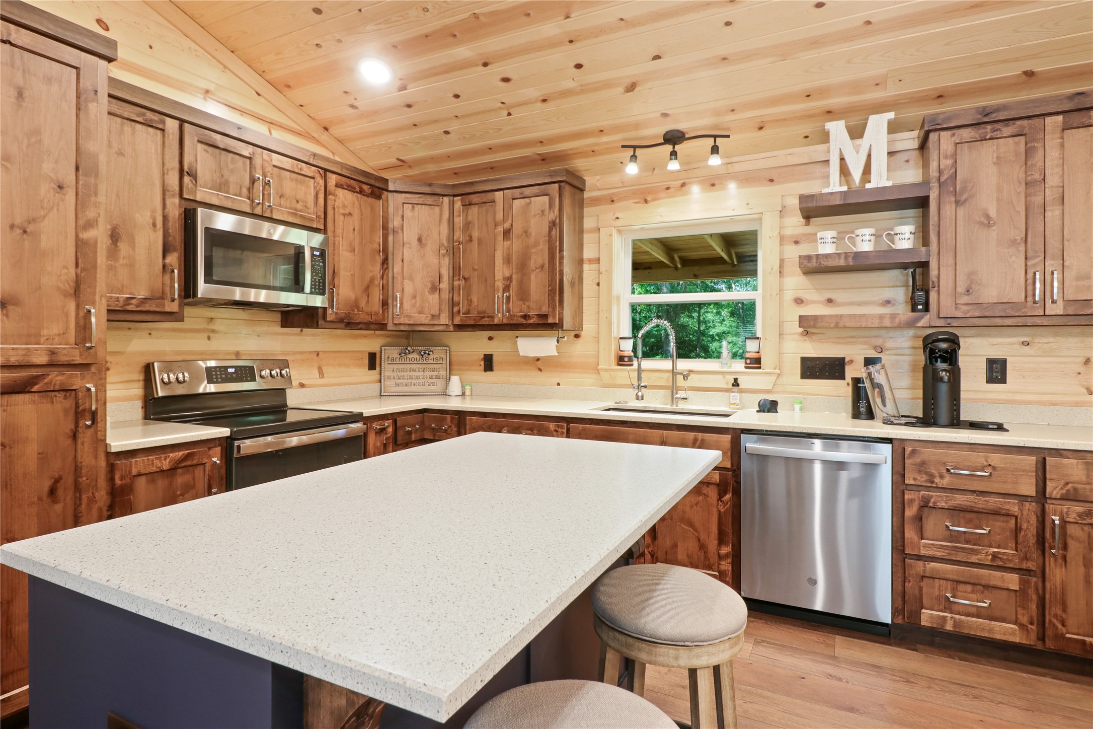 351 Private Road 6294 Palestine TX 75801