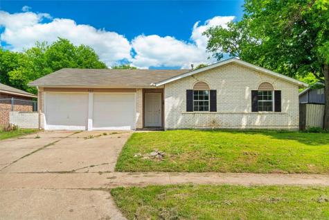 905 Tuskegee Street Grand Prairie TX 75051