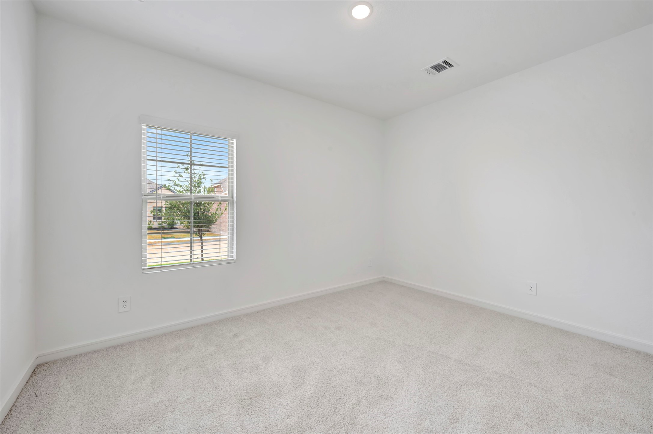 156 Summer Rain Way Newark TX 76071