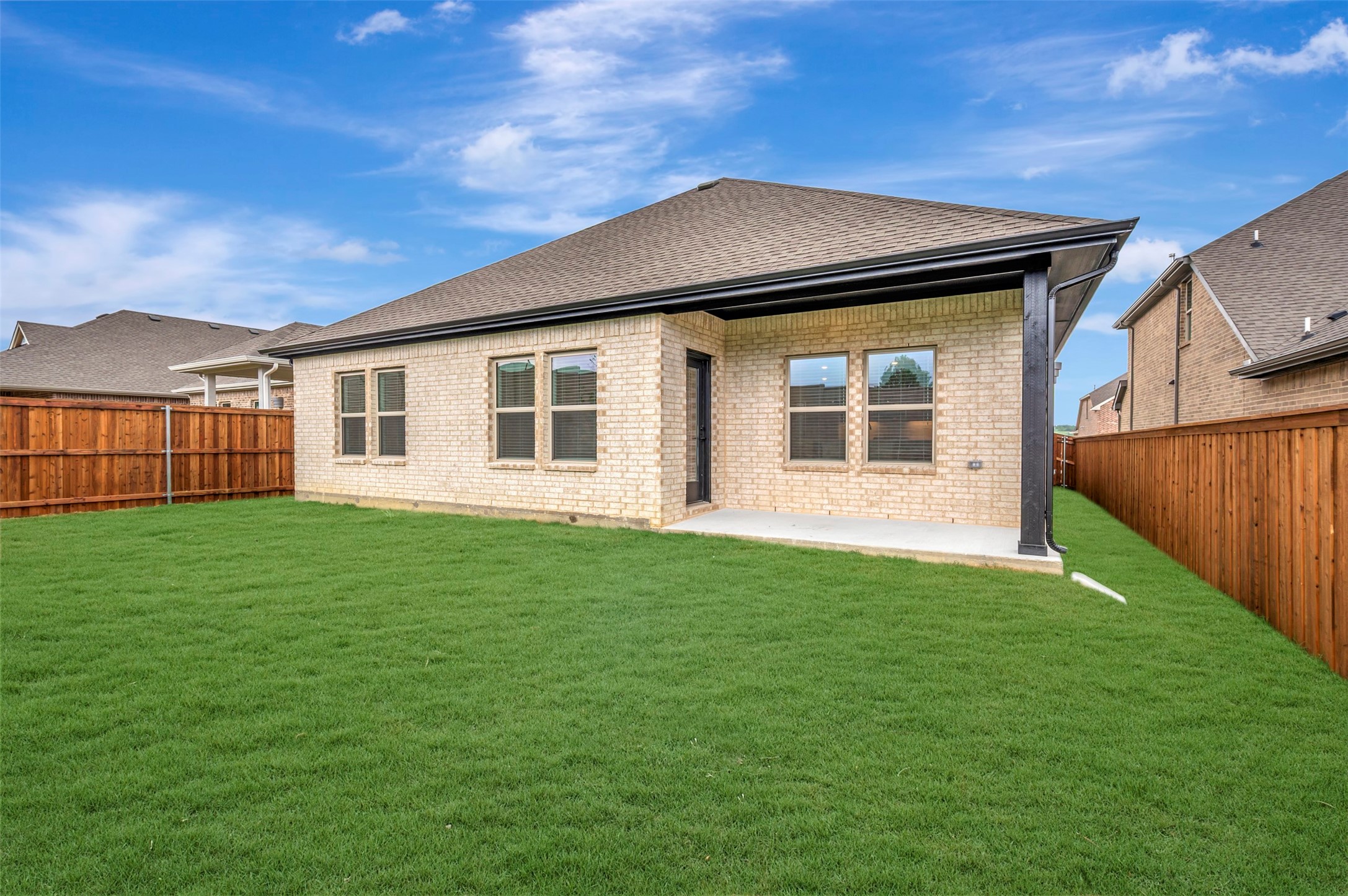 156 Summer Rain Way Newark TX 76071