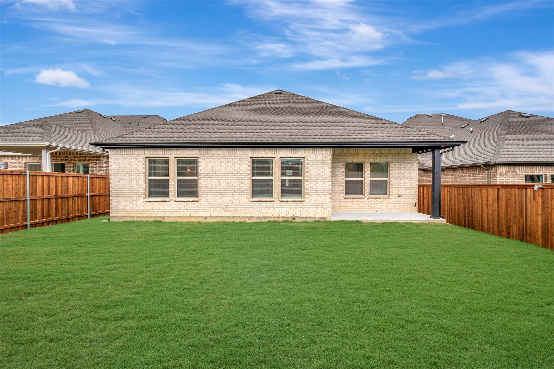156 Summer Rain Way Newark TX 76071