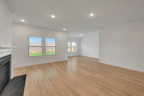 156 Summer Rain Way Newark TX 76071