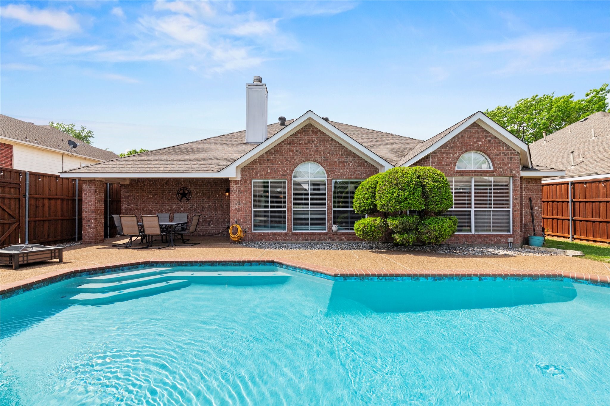 8801 Watersway Drive Rowlett TX 75088