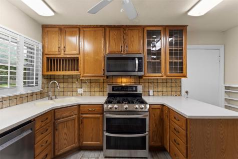 9823 Limerick Drive Dallas TX 75218
