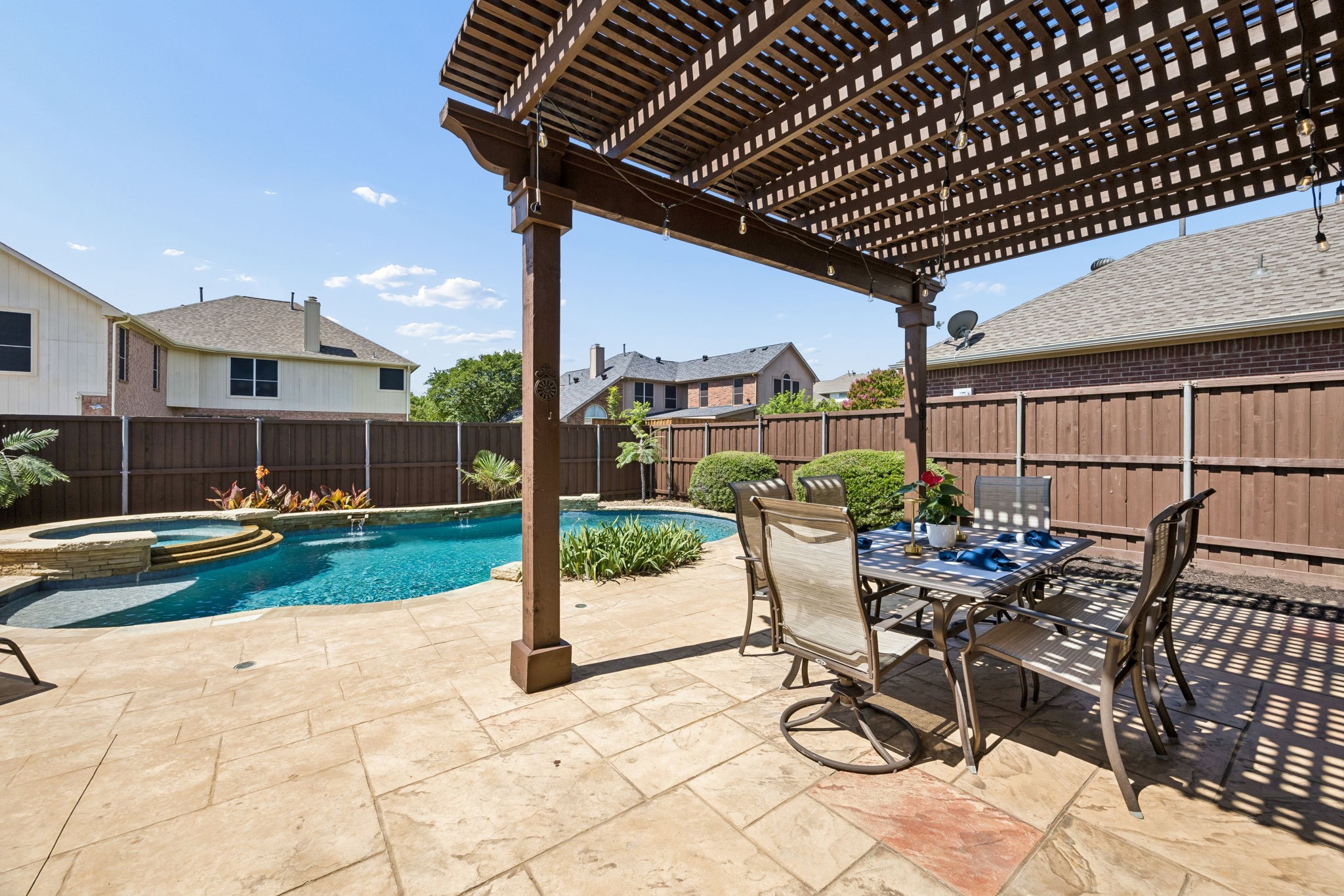 2504 Heather Glen Drive Plano TX 75025