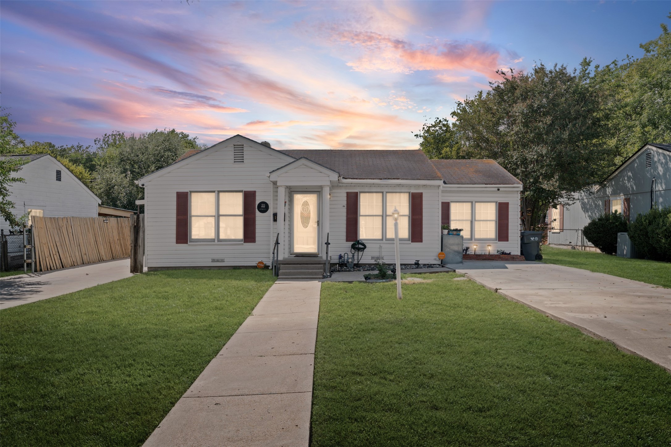 1313 Dartmouth Street Waco TX 76711