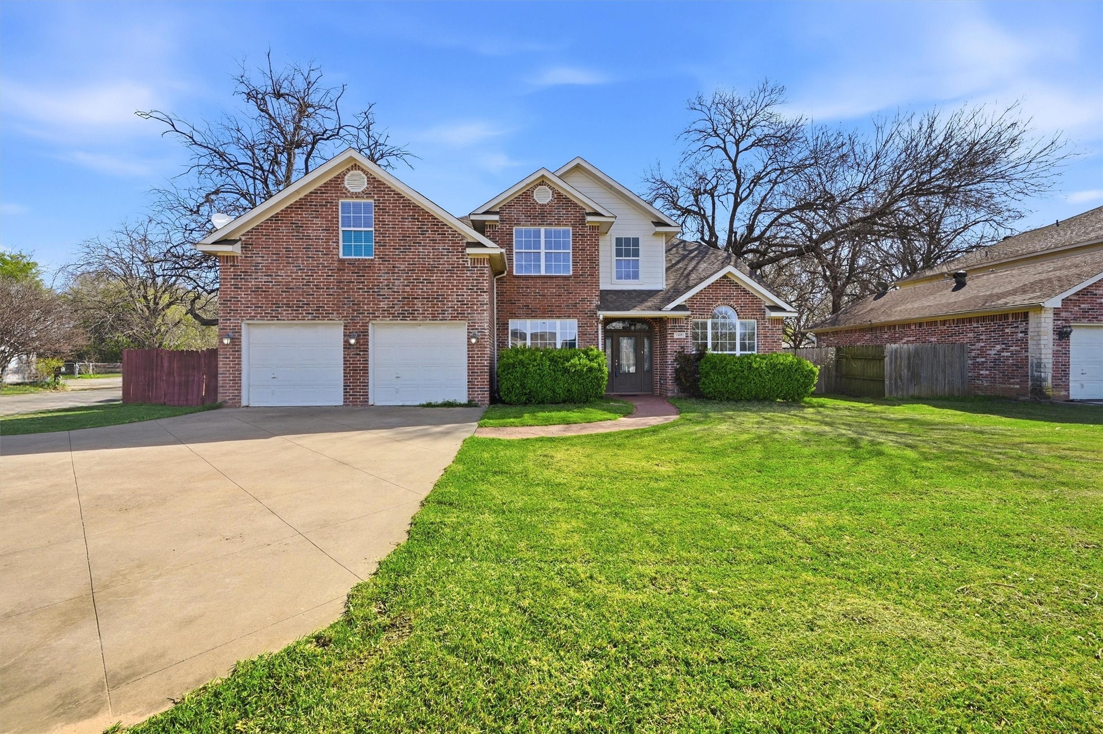 1419 N Grand Avenue Sherman TX 75090