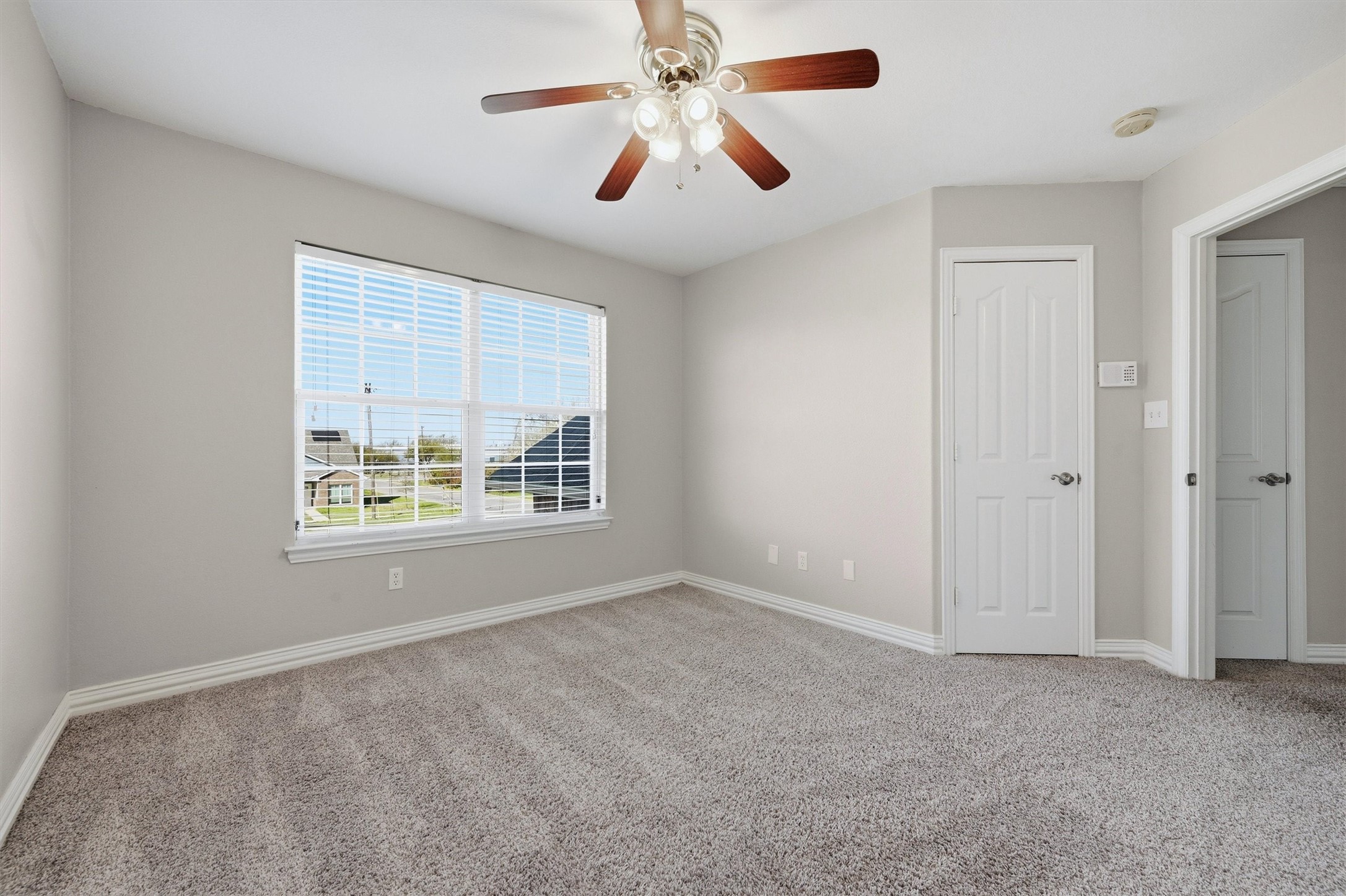 1419 N Grand Avenue Sherman TX 75090