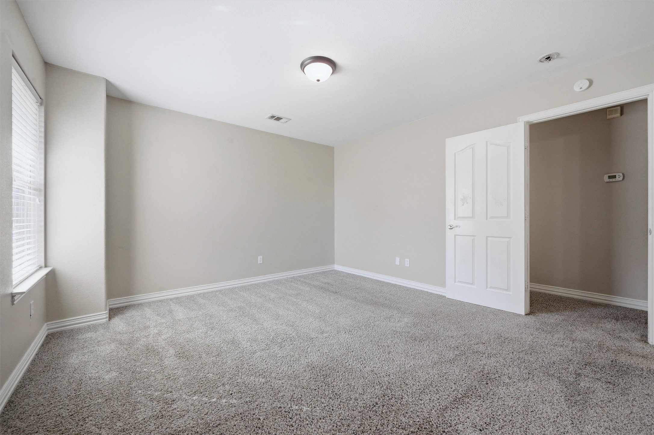 1419 N Grand Avenue Sherman TX 75090