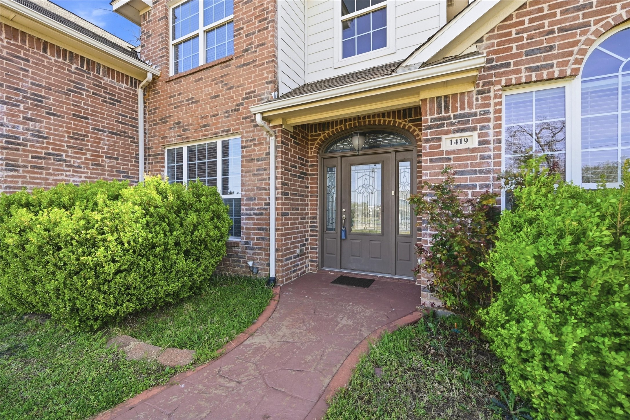 1419 N Grand Avenue Sherman TX 75090