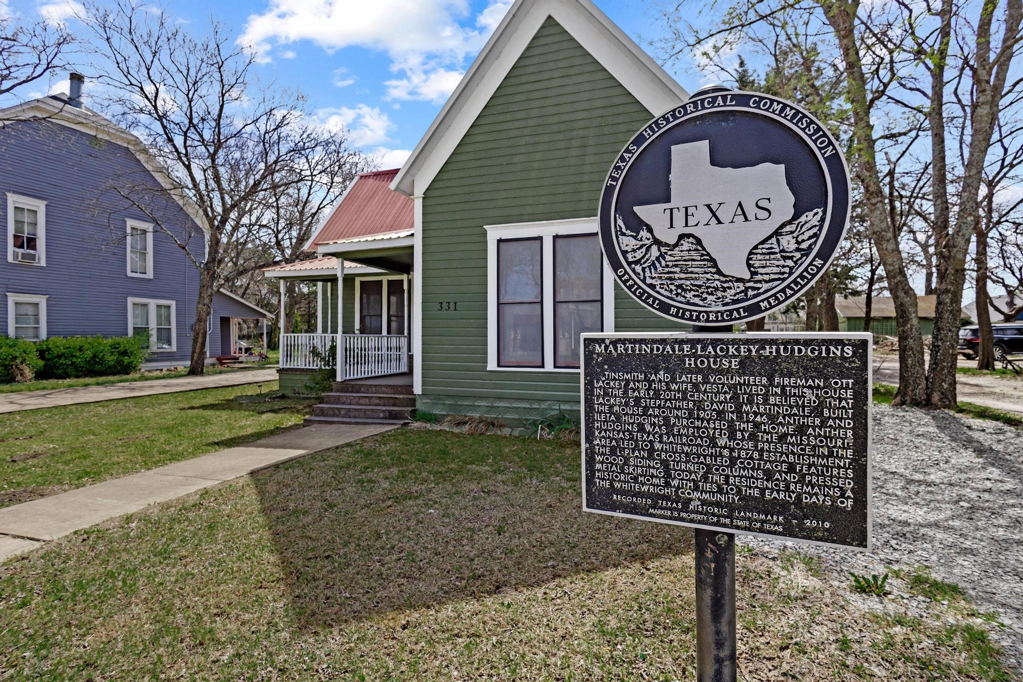 331 W Grand Street Whitewright TX 75491