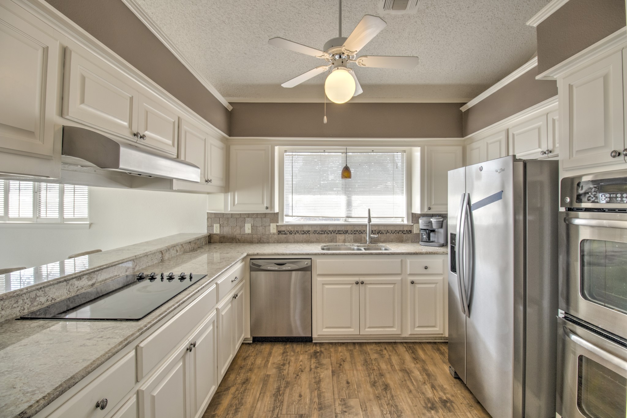 207 Kiowa Drive W Lake Kiowa TX 76240