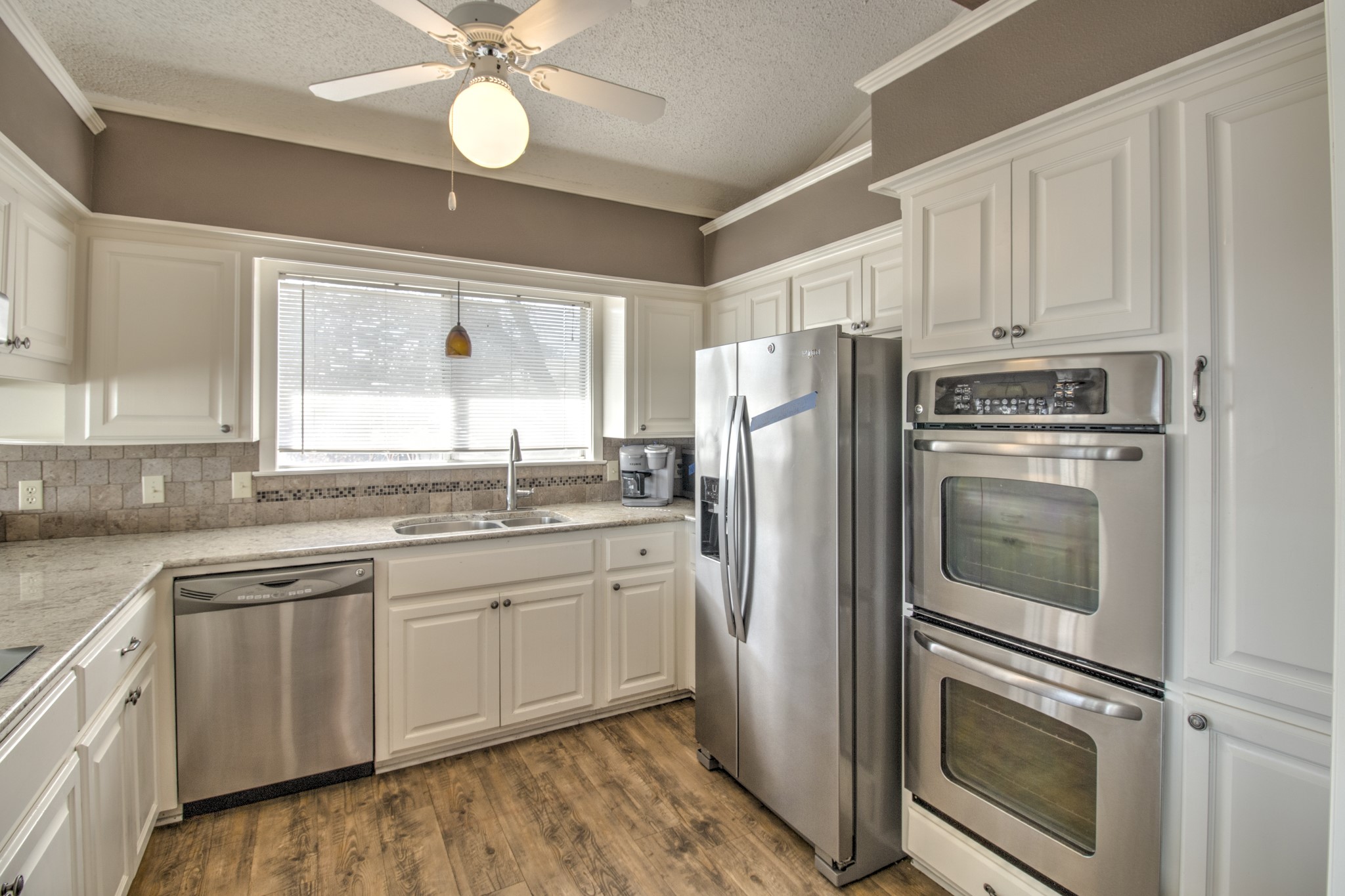 207 Kiowa Drive W Lake Kiowa TX 76240