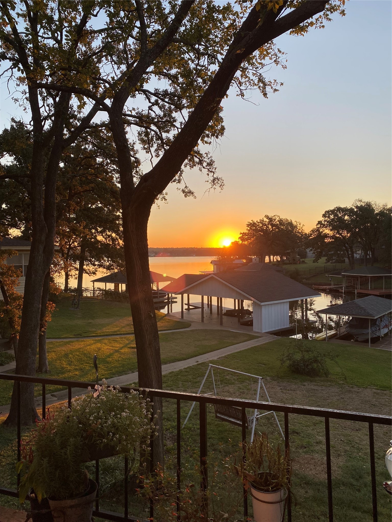 207 Kiowa Drive W Lake Kiowa TX 76240