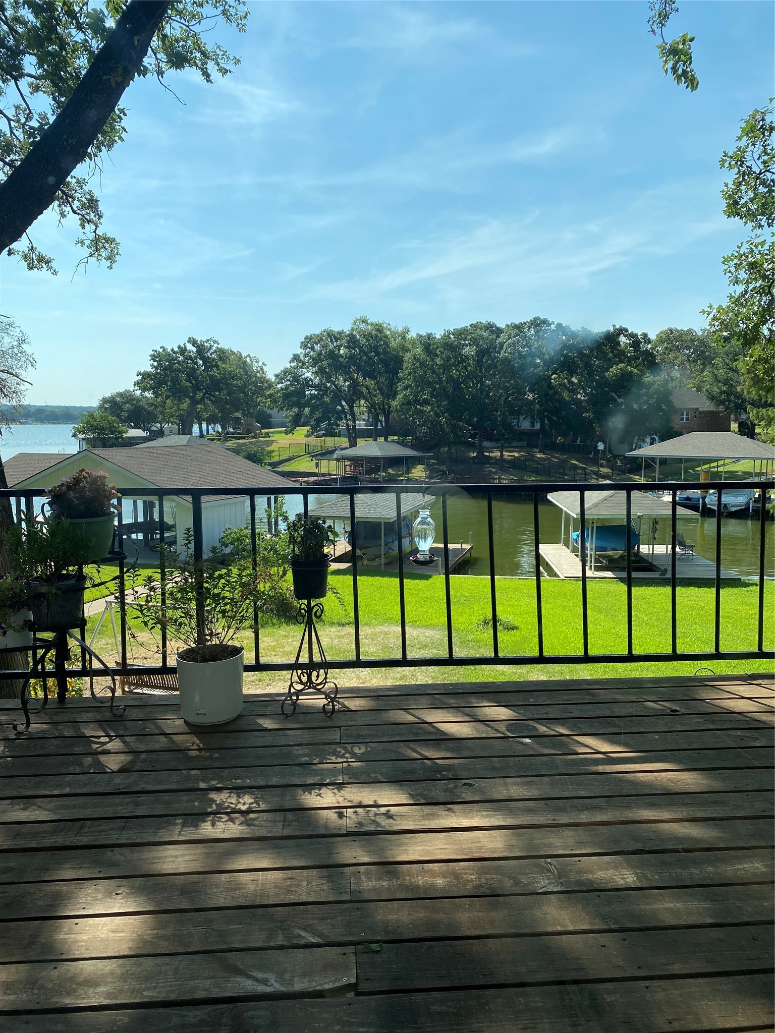 207 Kiowa Drive W Lake Kiowa TX 76240