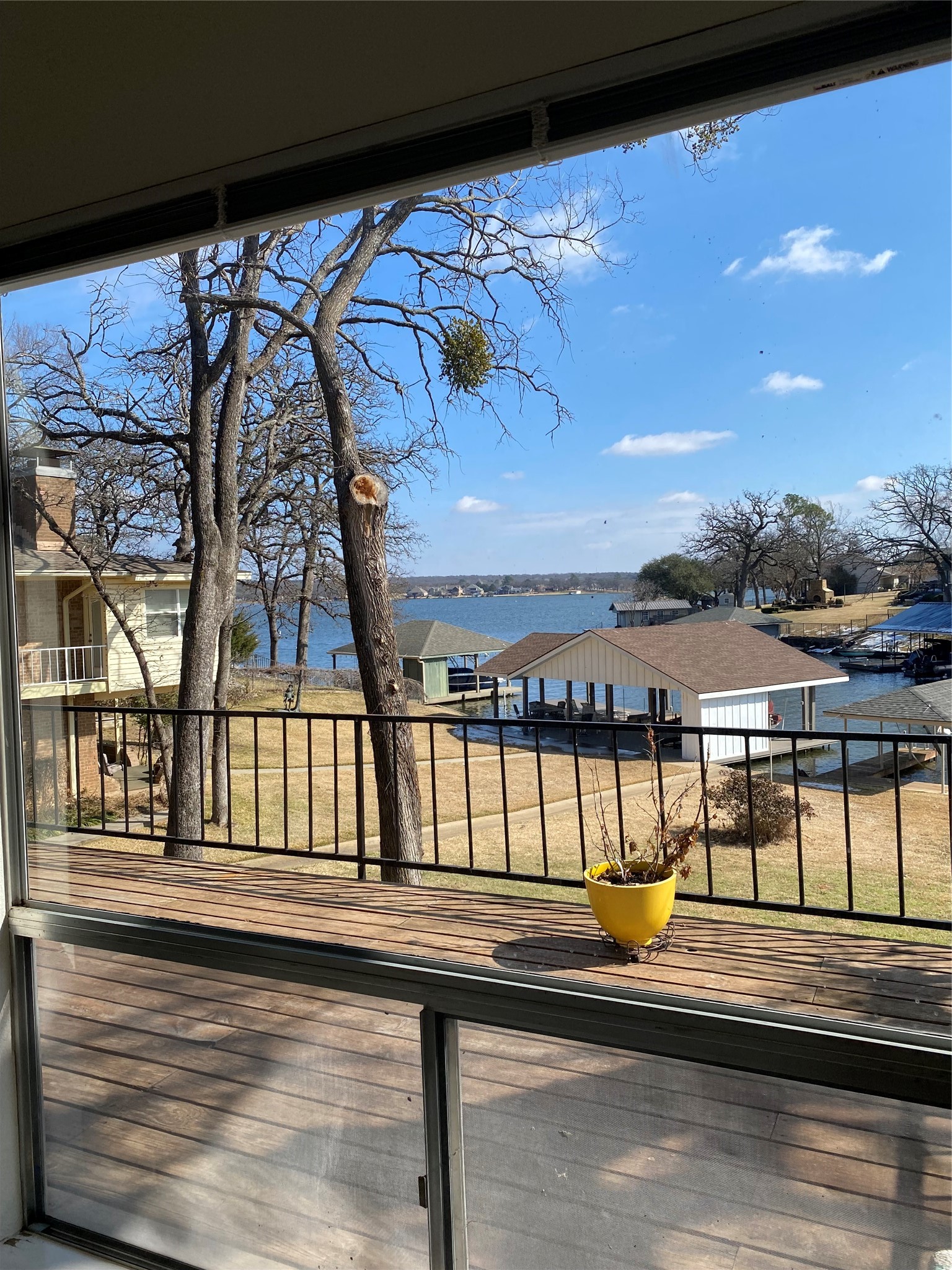 207 Kiowa Drive W Lake Kiowa TX 76240