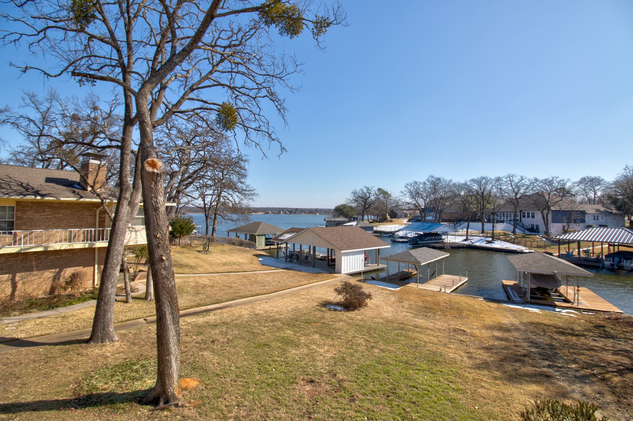 207 Kiowa Drive W Lake Kiowa TX 76240
