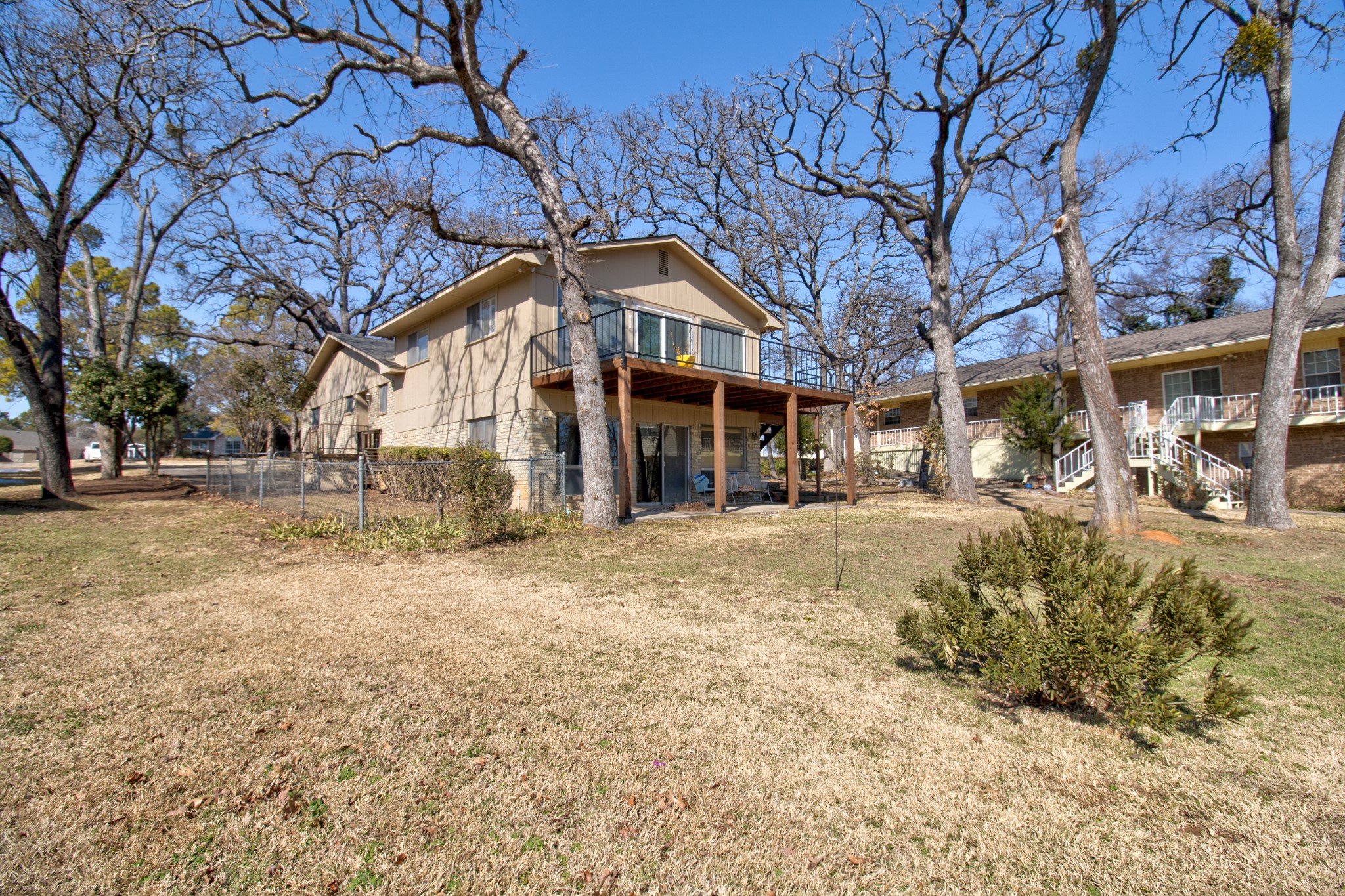 207 Kiowa Drive W Lake Kiowa TX 76240