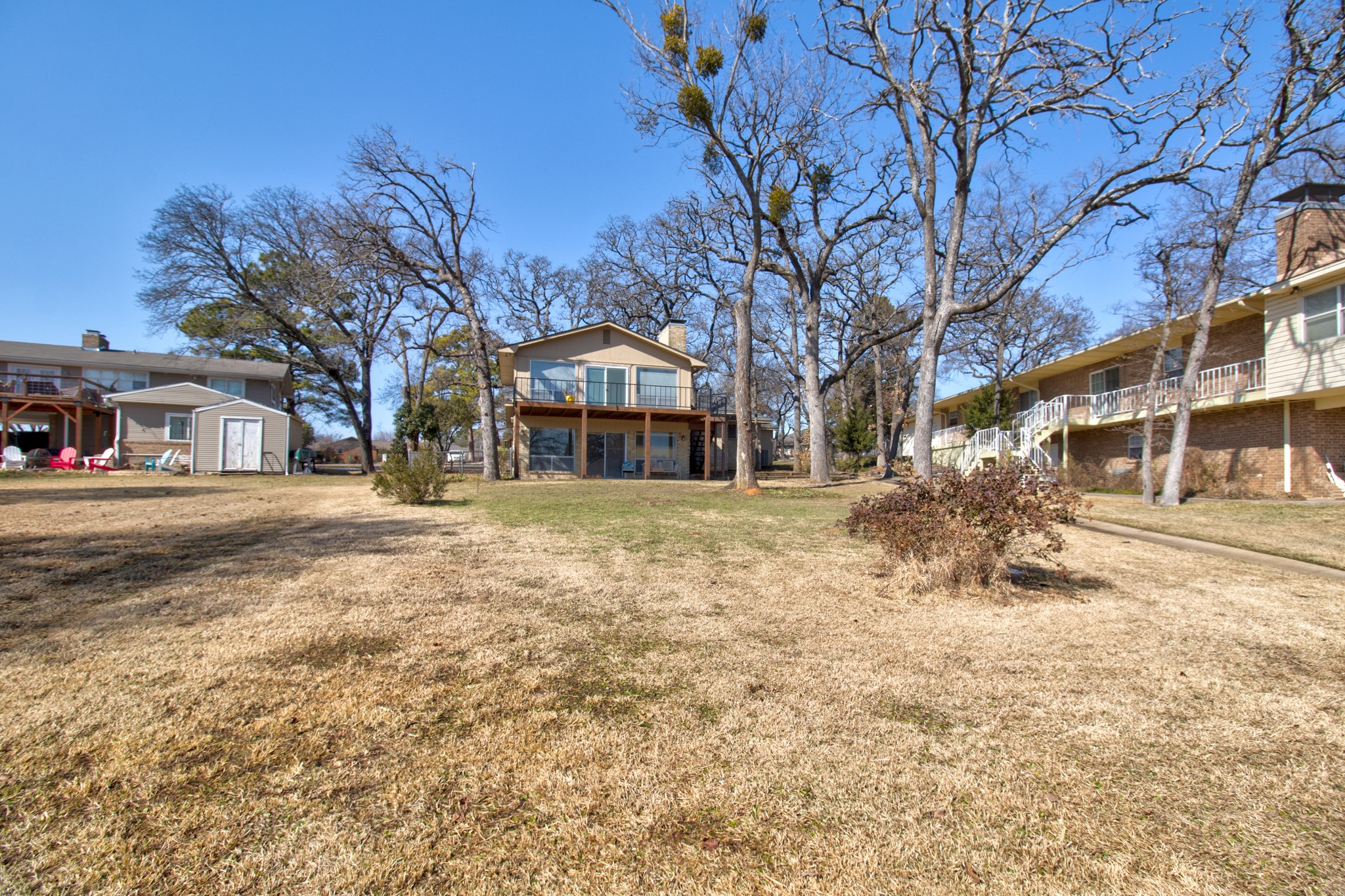 207 Kiowa Drive W Lake Kiowa TX 76240