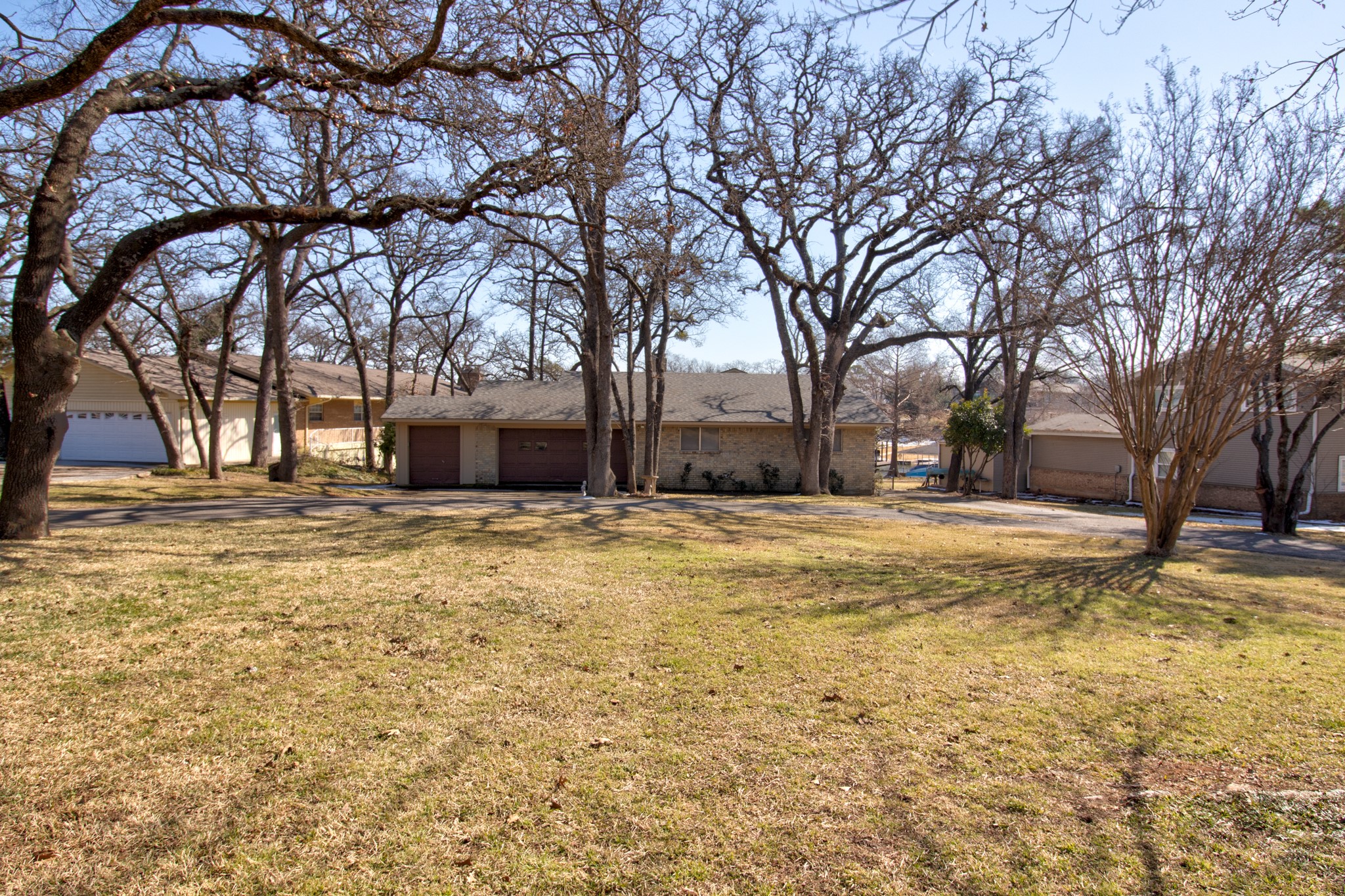 207 Kiowa Drive W Lake Kiowa TX 76240