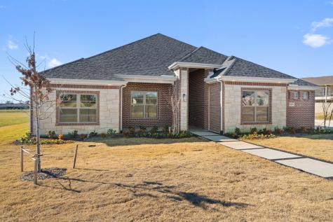 1607 Pebble Beach Lane Cedar Hill TX 75104