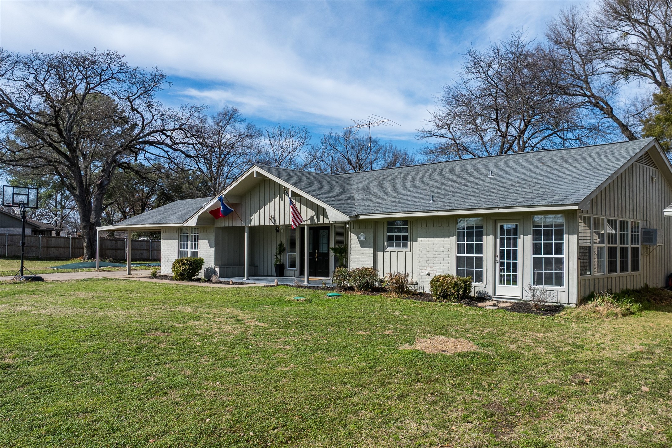 18460 Hickory Circle Kemp TX 75143