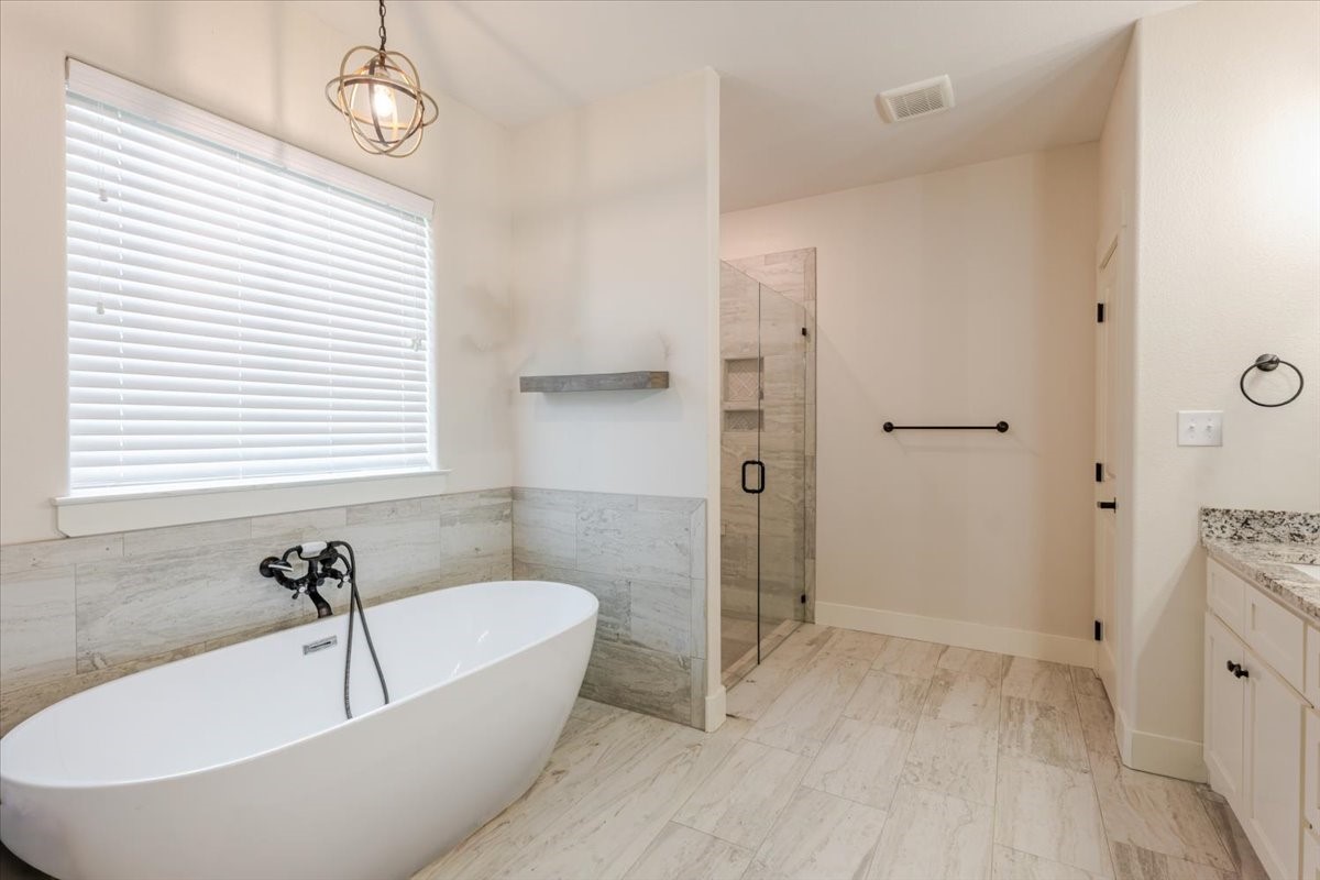 1140 Monarch Court Poolville TX 76487