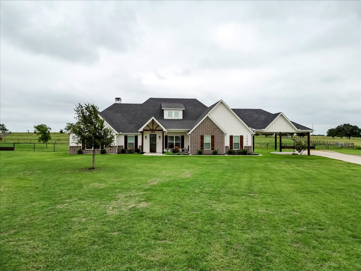 1140 Monarch Court Poolville TX 76487