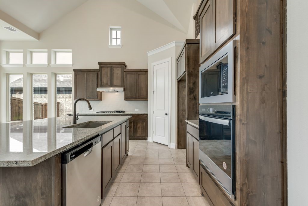1343 Cartona Road Fate TX 75087