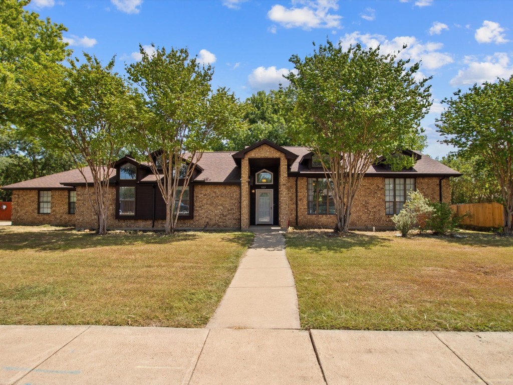 929 Cannady Circle Cedar Hill TX 75104