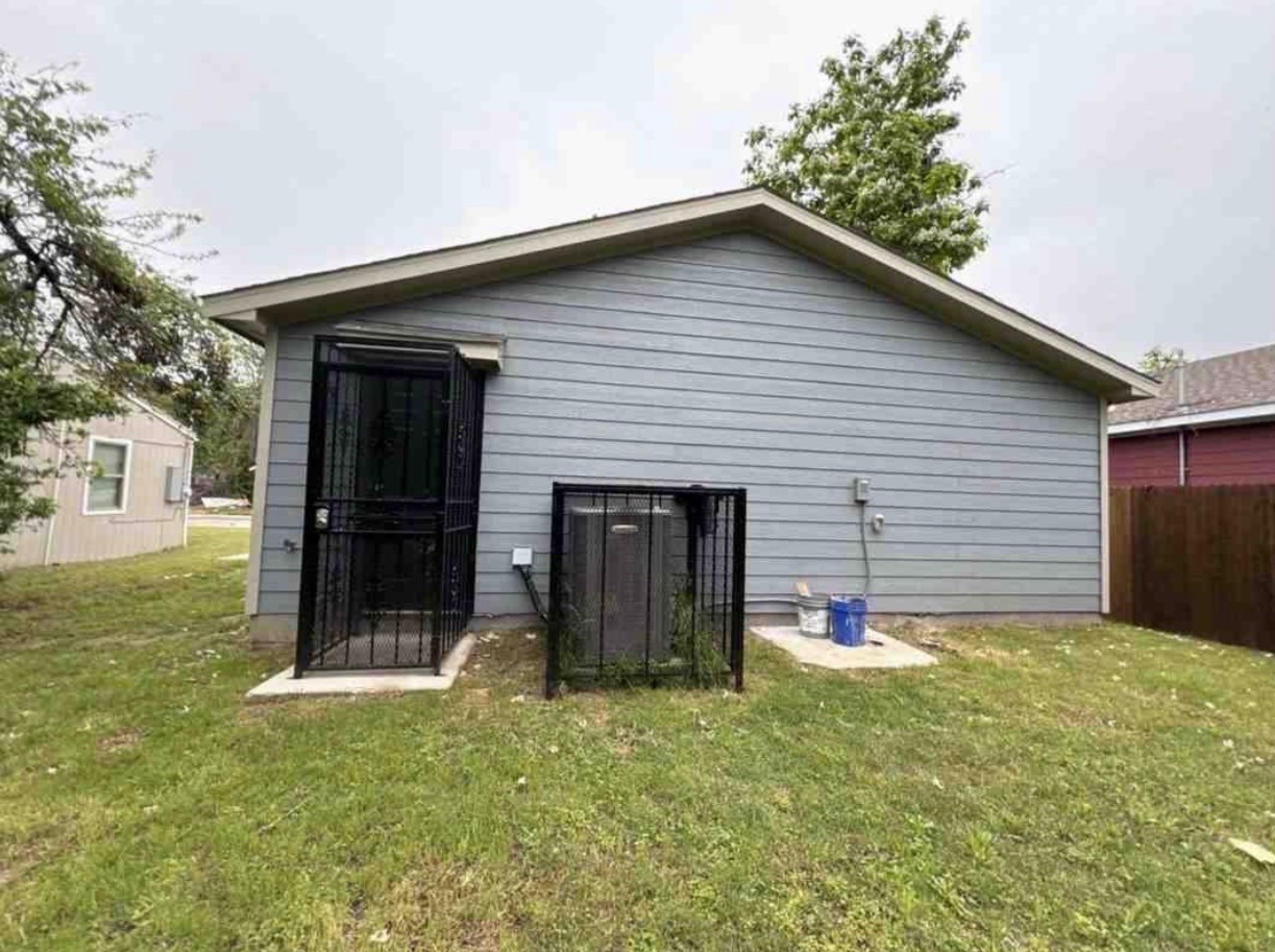 2614 Hooper Street Dallas TX 75215