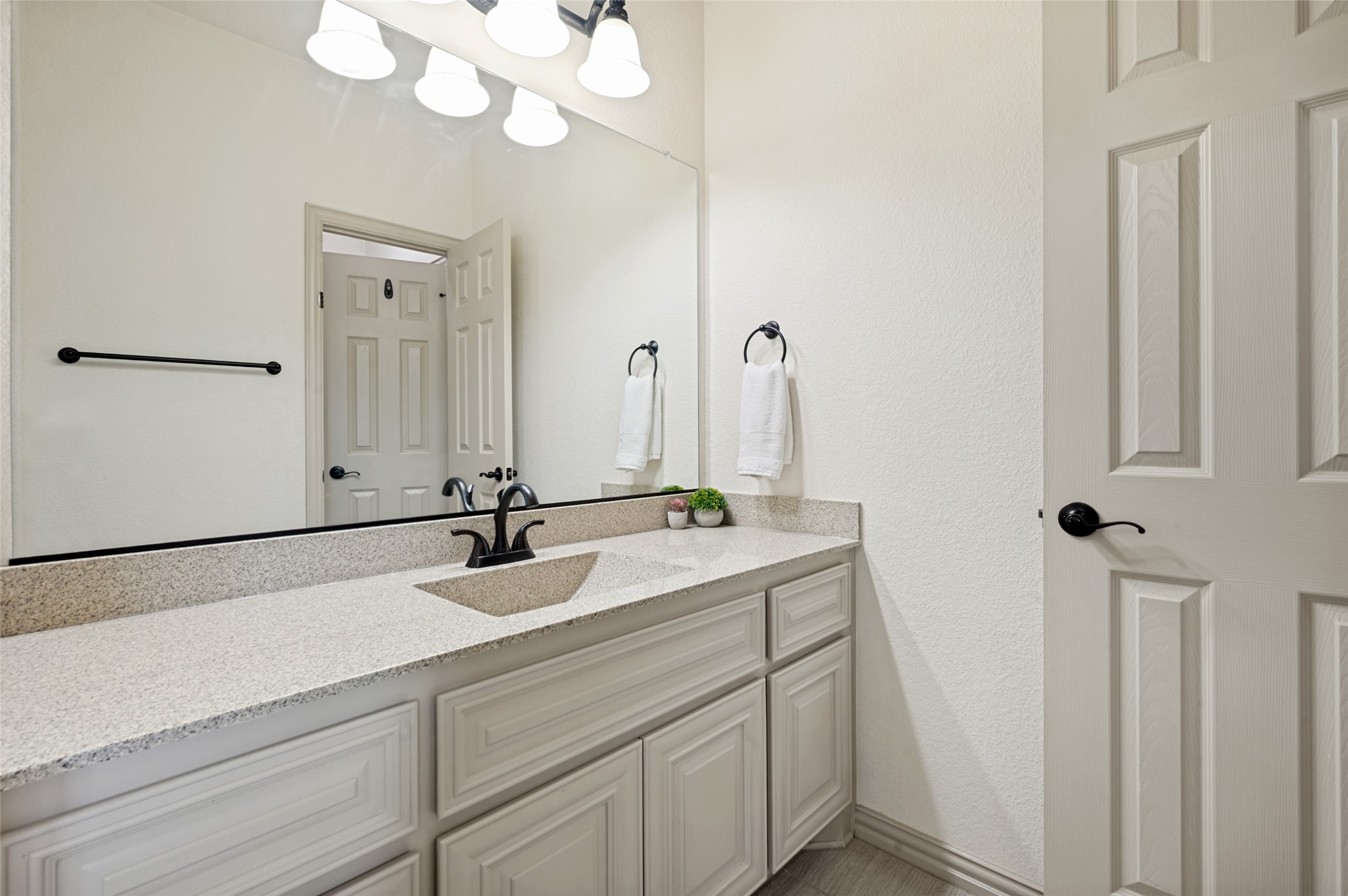 191 Las Colinas Trail Cross Roads TX 76227