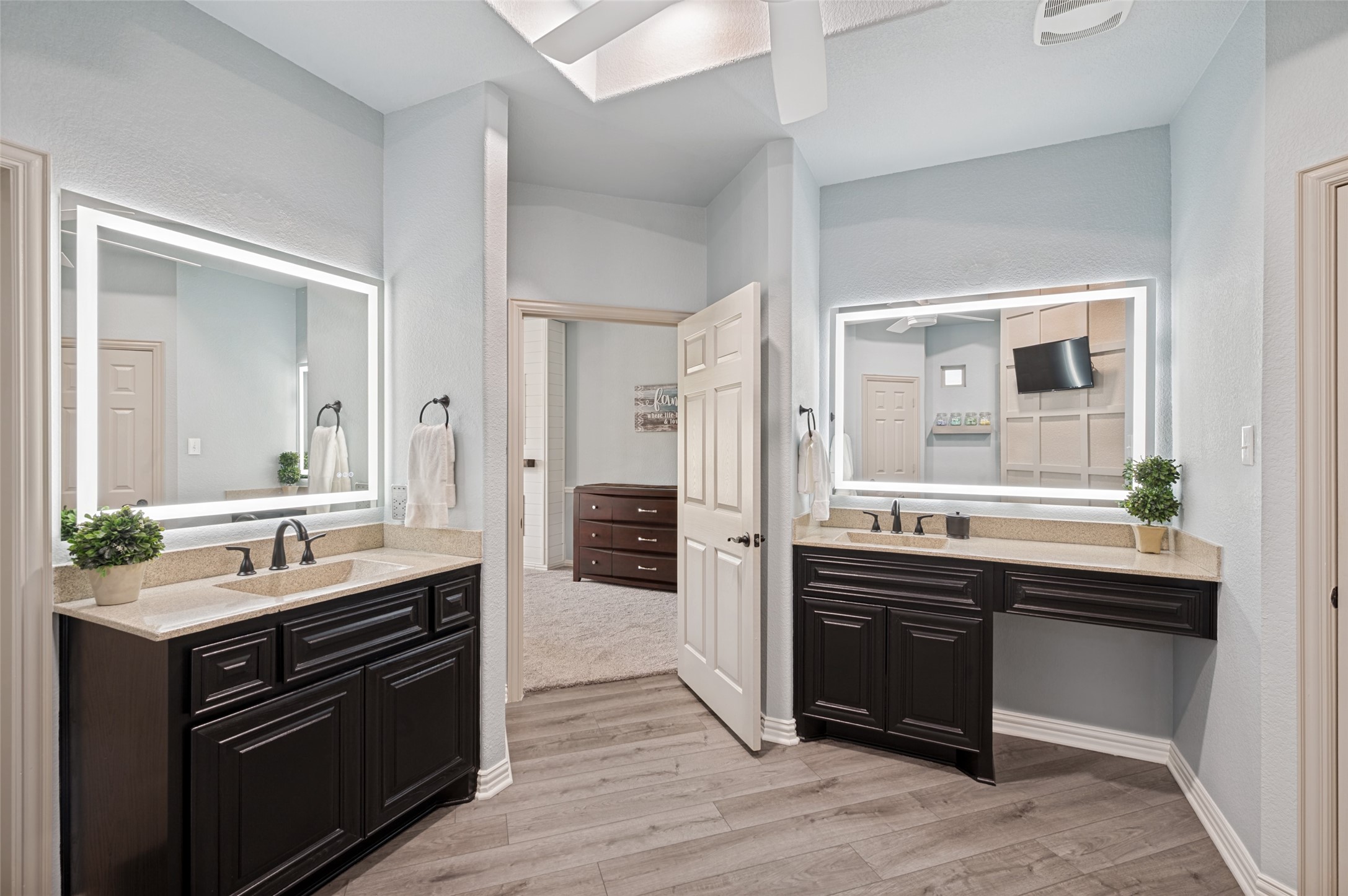 191 Las Colinas Trail Cross Roads TX 76227