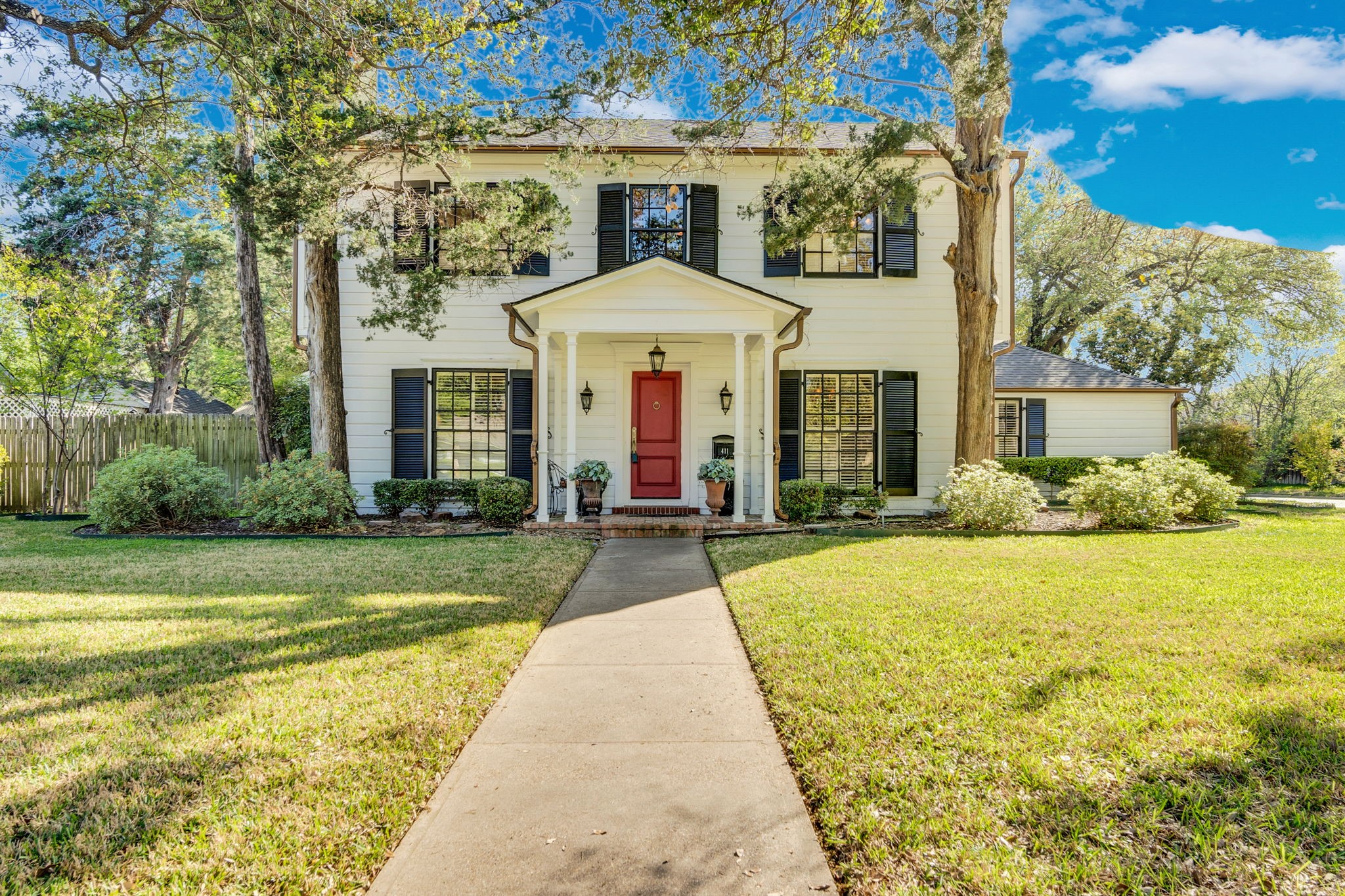 411 Sycamore Street Waxahachie TX 75165