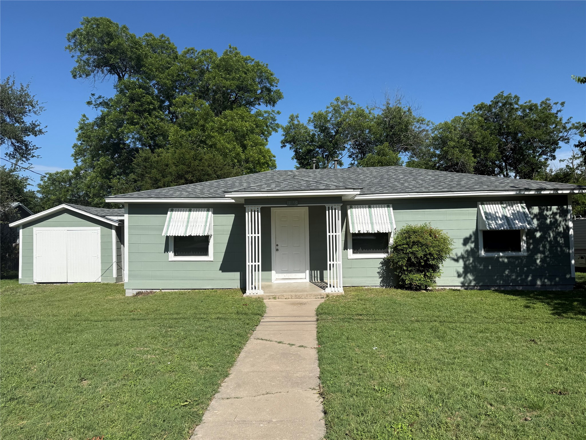 323 Hurt Street Dublin TX 76446
