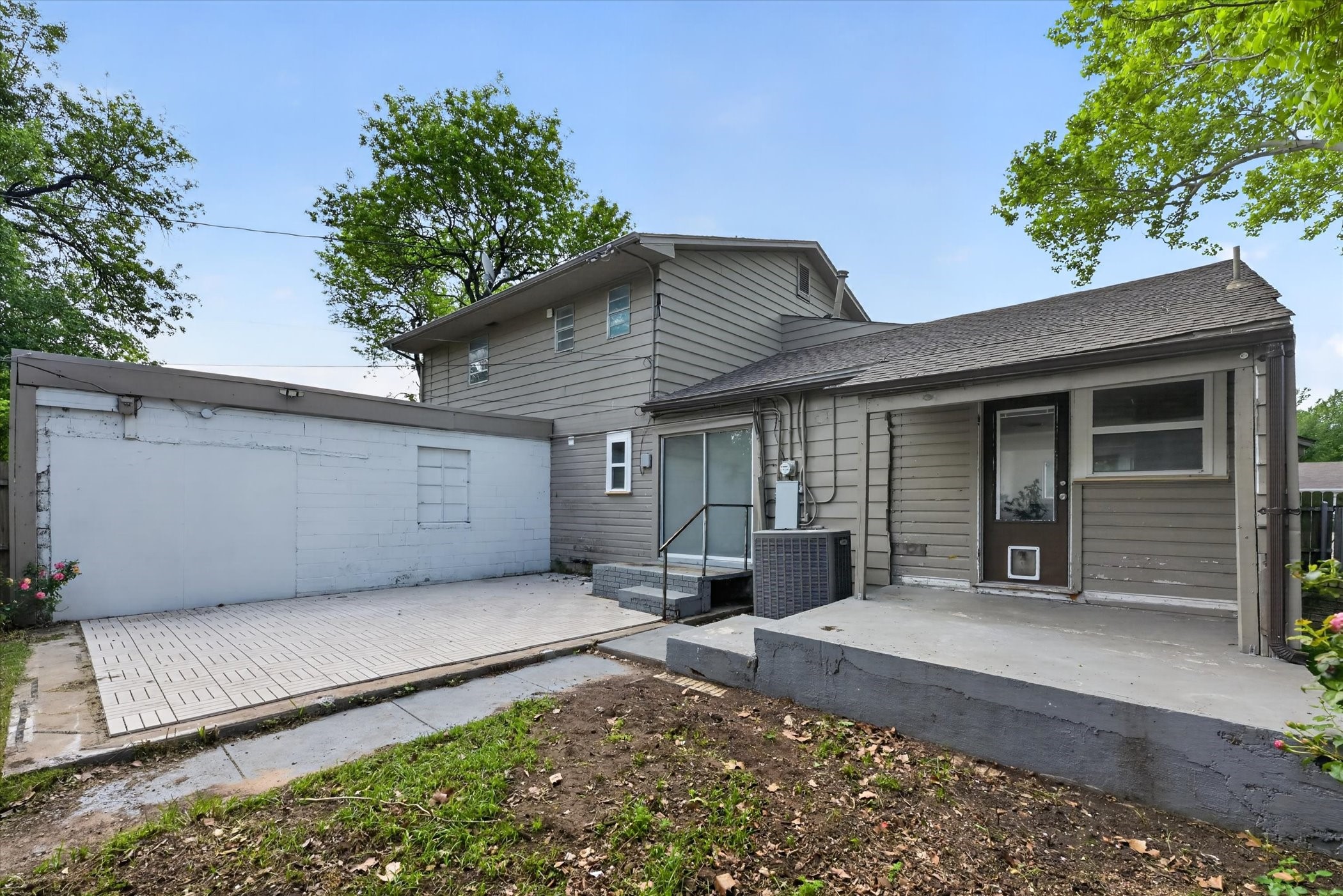1817 Ruth Street Arlington TX 76010